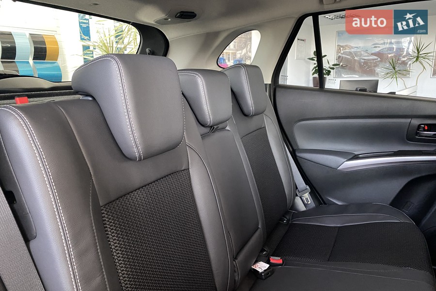 Suzuki S-Cross - фото 14