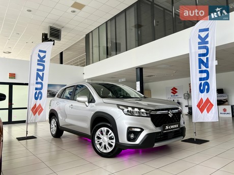 Suzuki S-Cross 2024