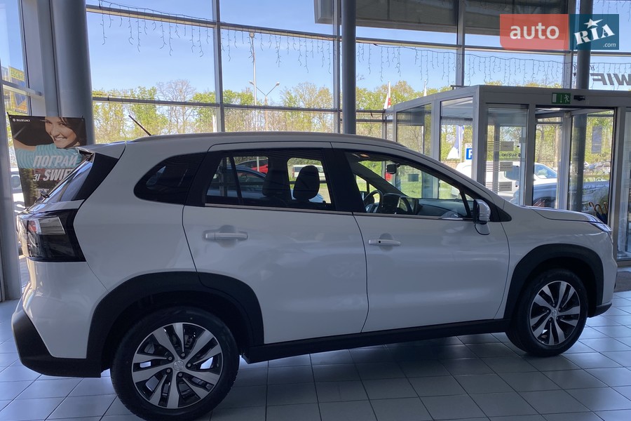 Suzuki S-Cross - фото 3