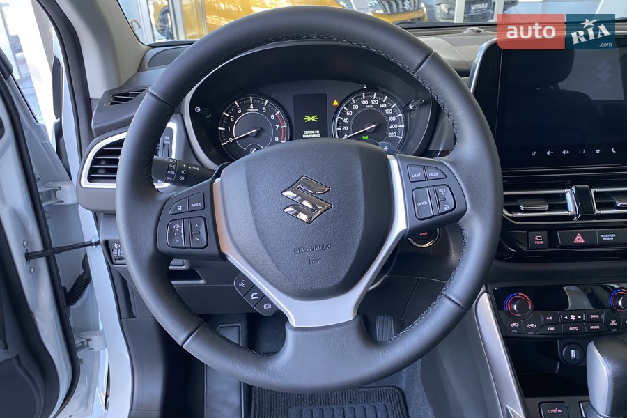 Suzuki S-Cross - фото 17