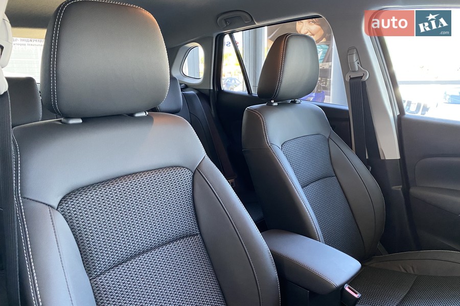 Suzuki S-Cross - фото 19
