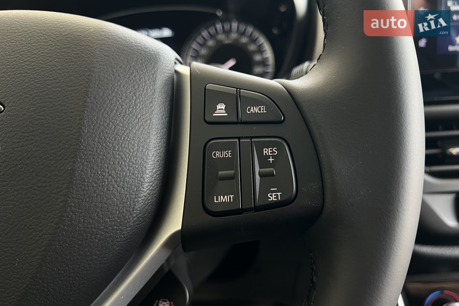 Suzuki S-Cross - фото 30