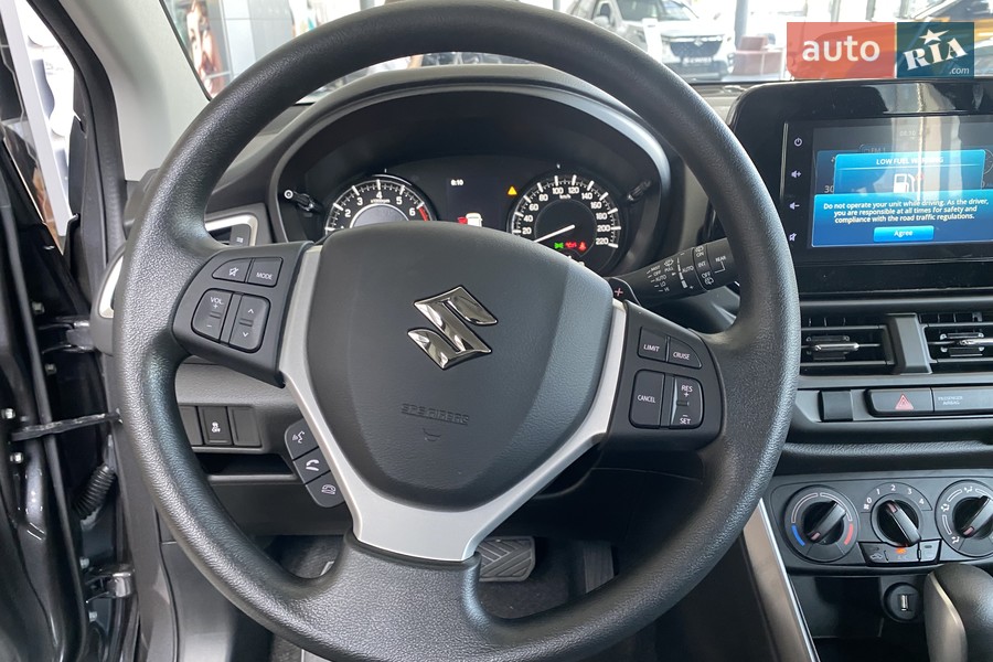 Suzuki S-Cross - фото 28