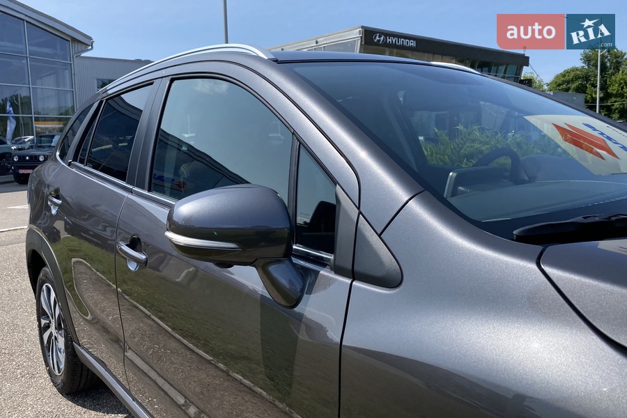 Suzuki S-Cross - фото 6