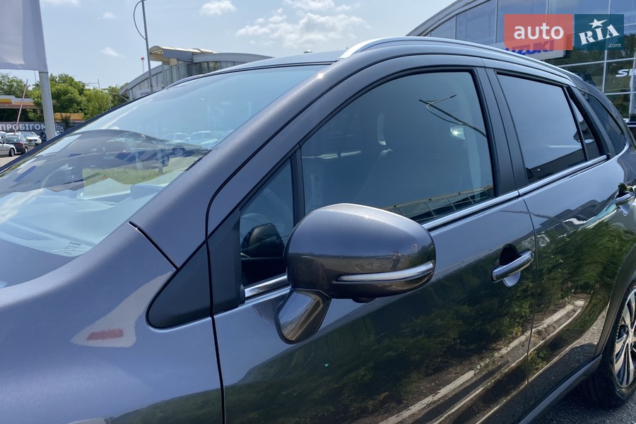 Suzuki S-Cross - фото 8
