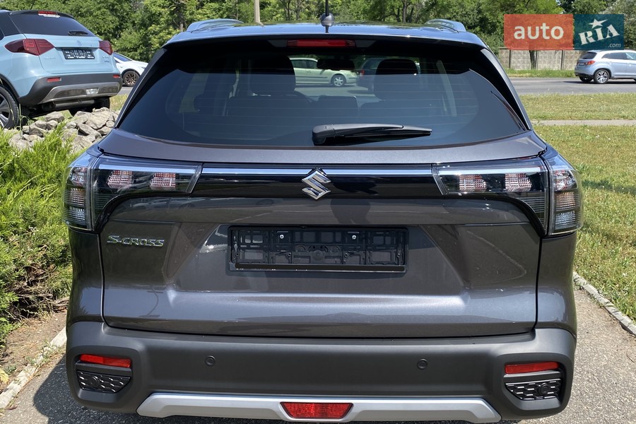 Suzuki S-Cross - фото 4