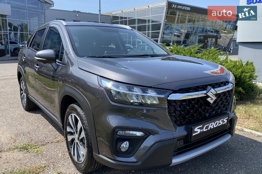Suzuki S-Cross - фото 1