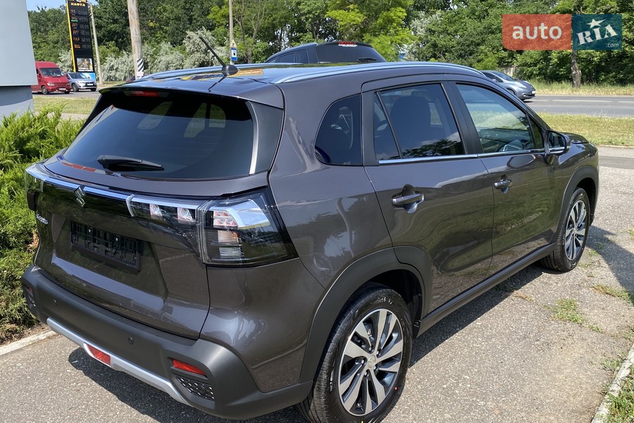 Suzuki S-Cross - фото 3