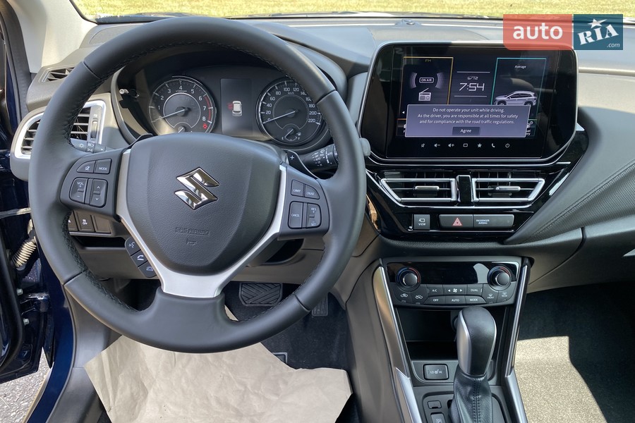 Suzuki S-Cross - фото 17