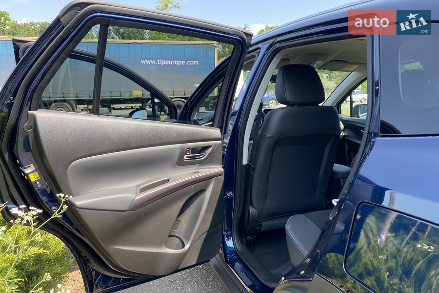 Suzuki S-Cross - фото 14
