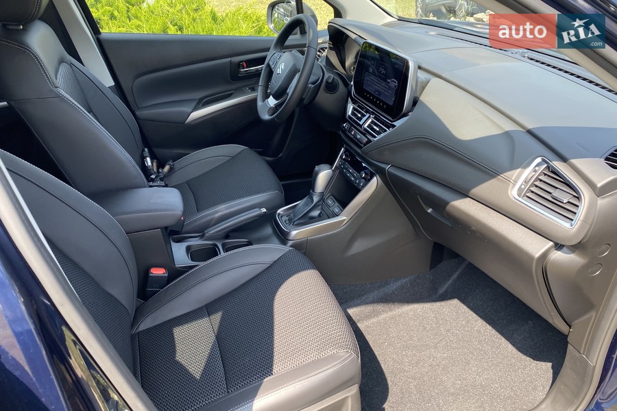 Suzuki S-Cross - фото 19