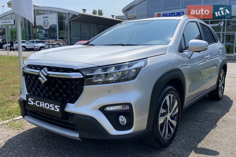 Suzuki S-Cross - фото 1