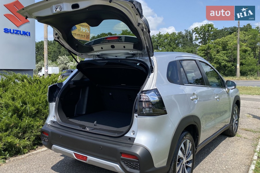 Suzuki S-Cross - фото 10