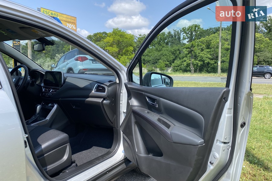 Suzuki S-Cross - фото 16