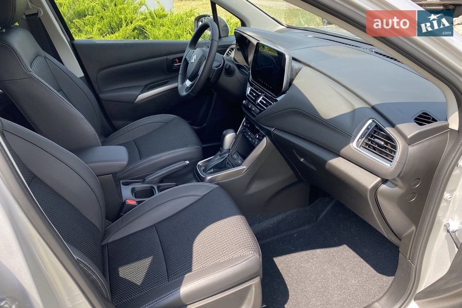 Suzuki S-Cross - фото 17