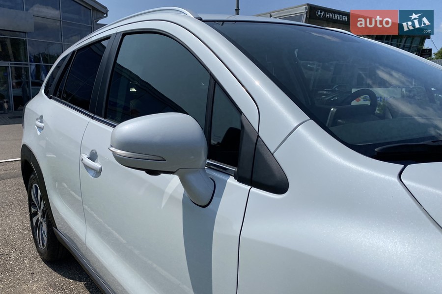 Suzuki S-Cross - фото 11