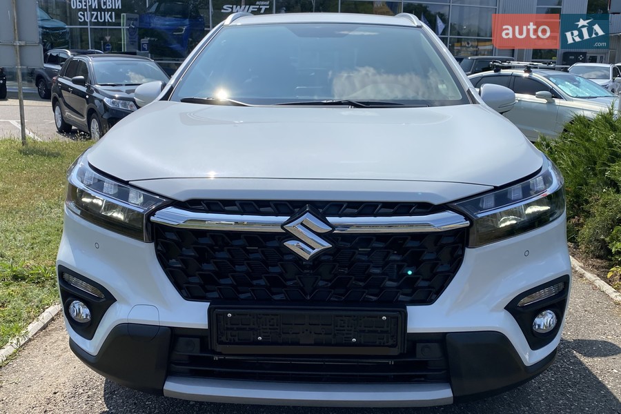 Suzuki S-Cross - фото 1