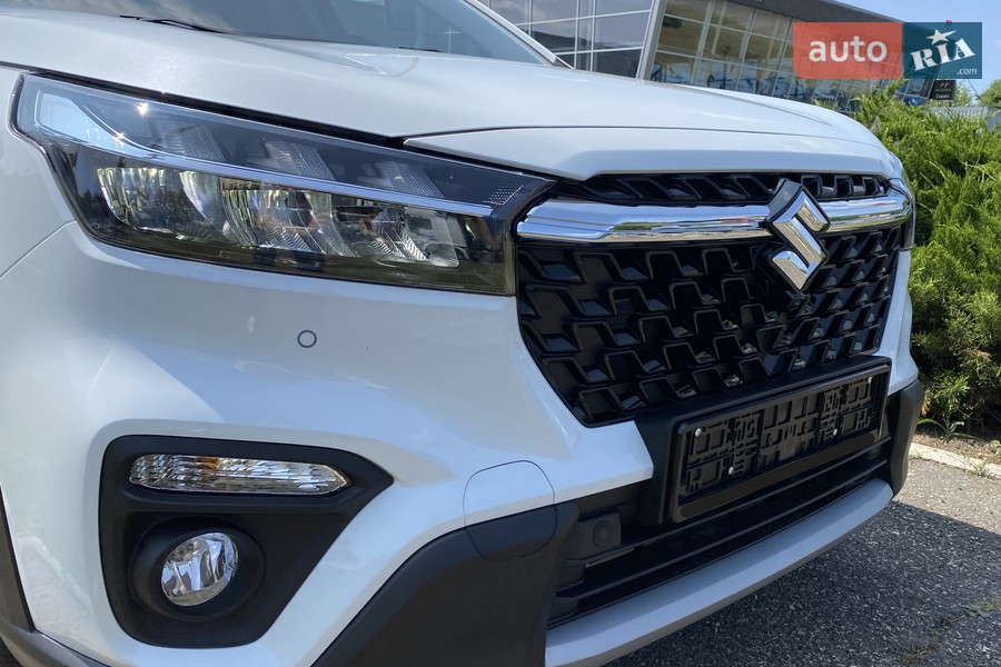 Suzuki S-Cross - фото 9