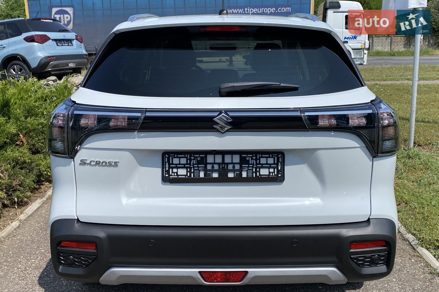 Suzuki S-Cross - фото 8