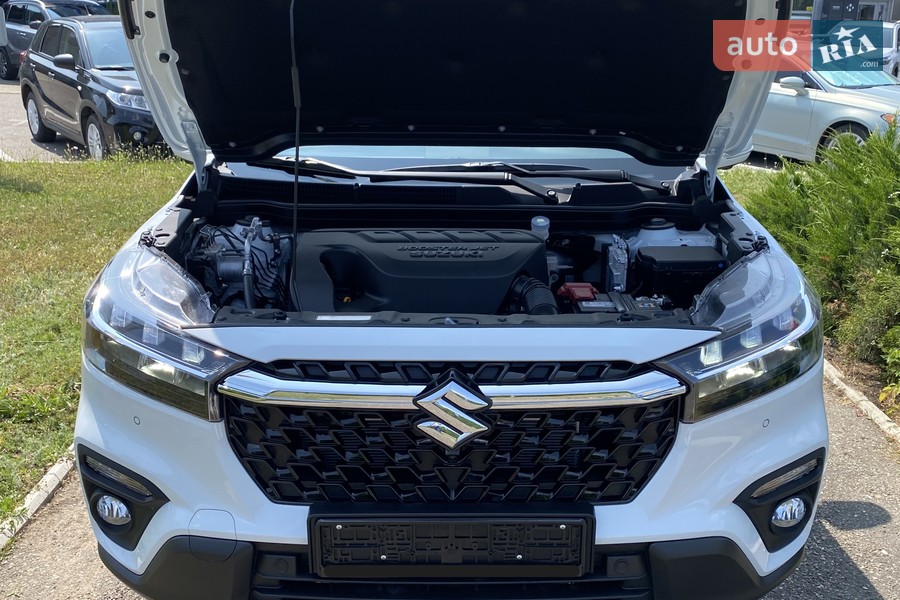 Suzuki S-Cross - фото 37