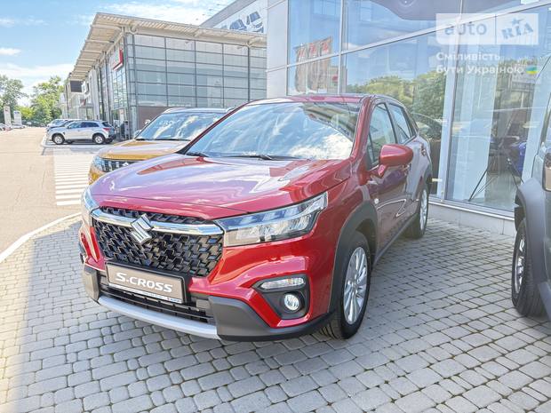 Suzuki S-Cross 2025