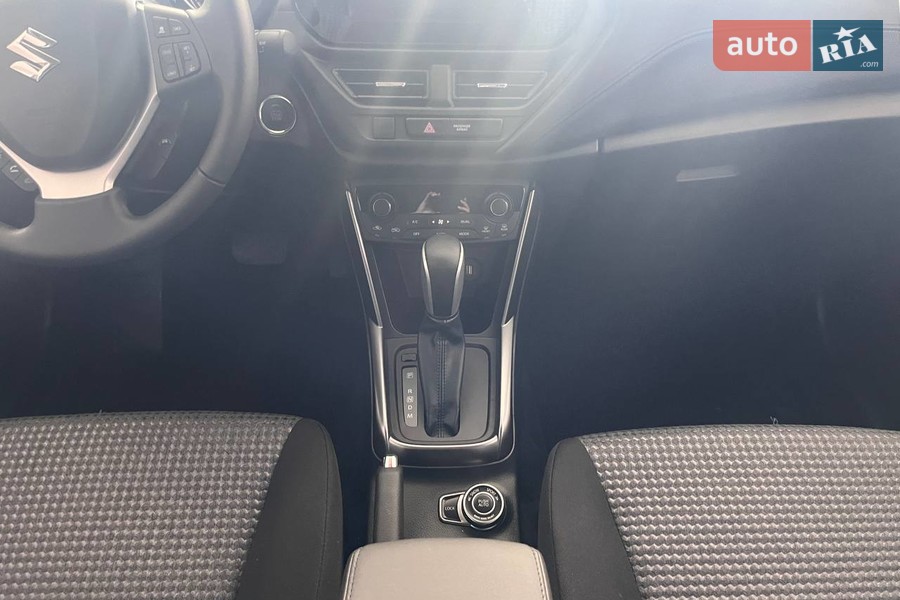 Suzuki S-Cross - фото 33