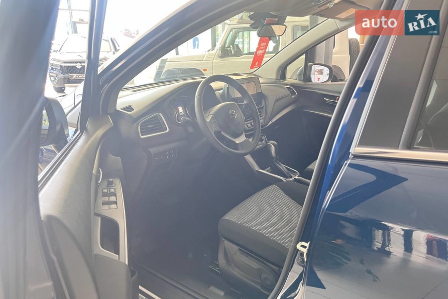 Suzuki S-Cross - фото 16