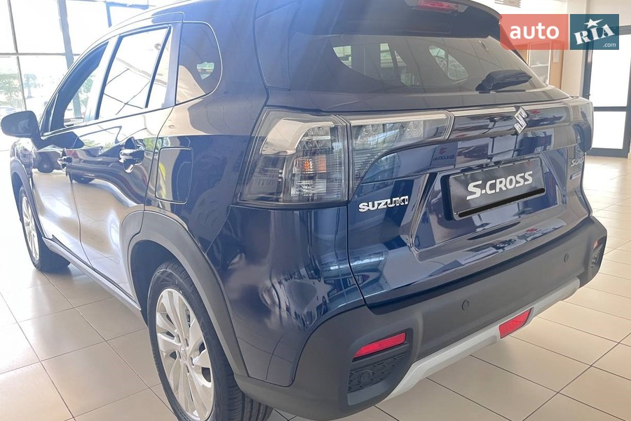 Suzuki S-Cross - фото 8