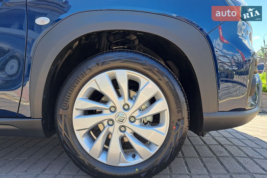 Suzuki S-Cross - фото 6