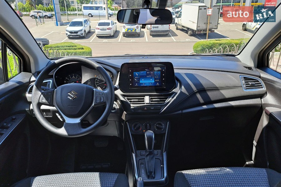 Suzuki S-Cross - фото 18