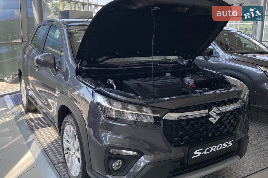 Suzuki S-Cross - фото 23