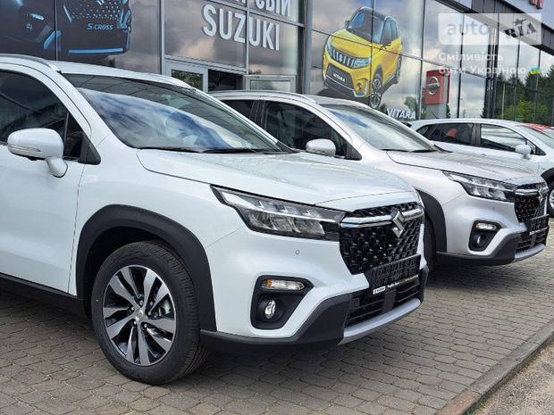 Suzuki S-Cross 2025
