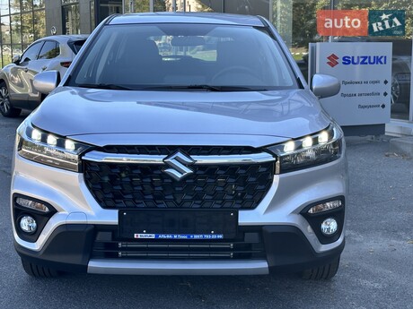 Suzuki S-Cross 2025