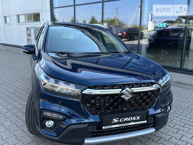Suzuki S-Cross 2025