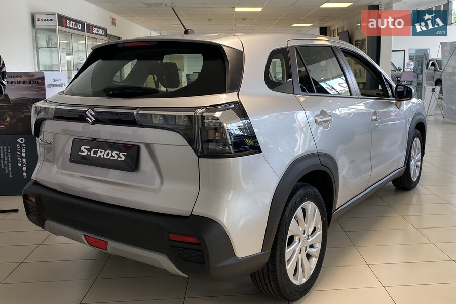 Suzuki S-Cross - фото 7