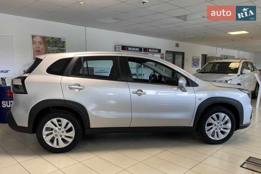 Suzuki S-Cross - фото 4