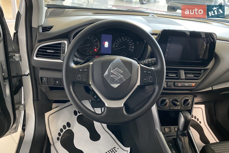 Suzuki S-Cross - фото 16