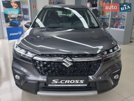 Suzuki S-Cross 2025