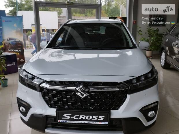 Suzuki S-Cross 2025
