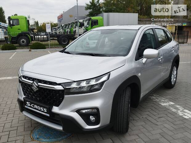 Suzuki S-Cross 2025