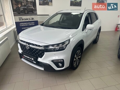 Suzuki S-Cross 2025