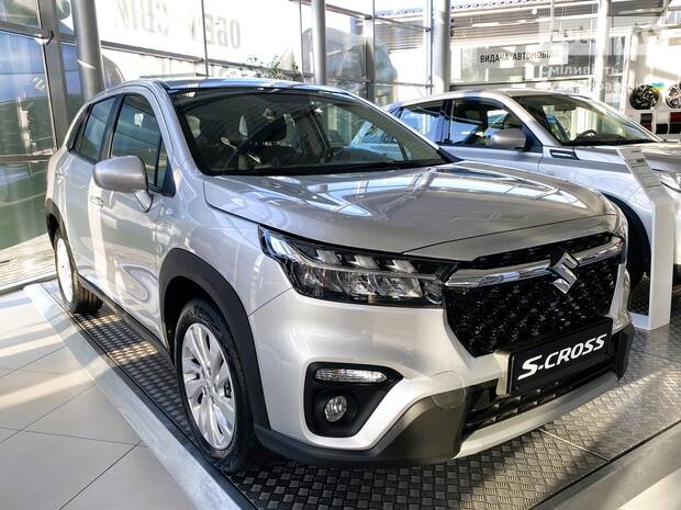 Suzuki S-Cross 2025