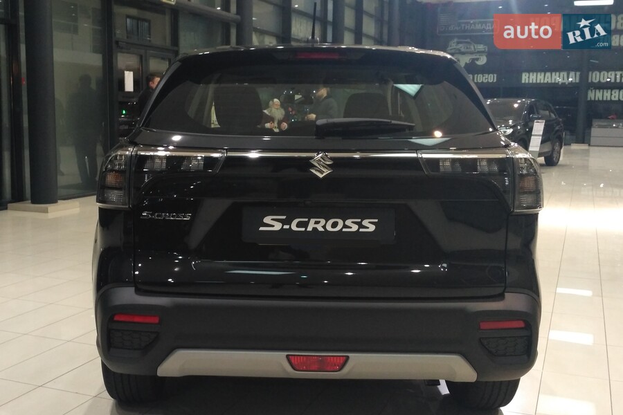 Suzuki S-Cross - фото 9