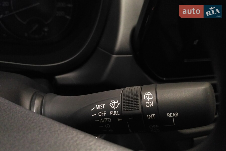 Suzuki S-Cross - фото 17