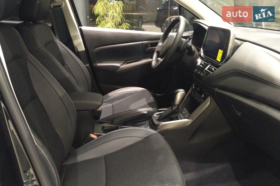 Suzuki S-Cross - фото 15