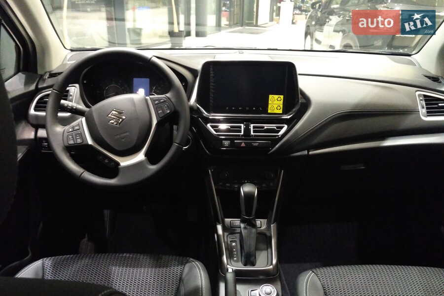 Suzuki S-Cross - фото 18