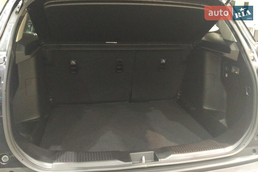 Suzuki S-Cross - фото 10