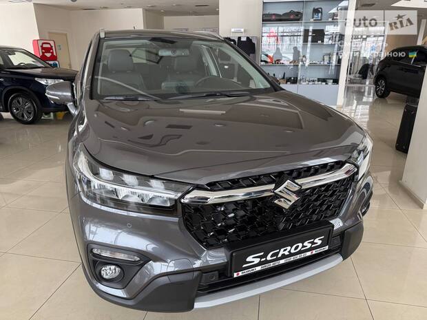 Suzuki S-Cross 2025
