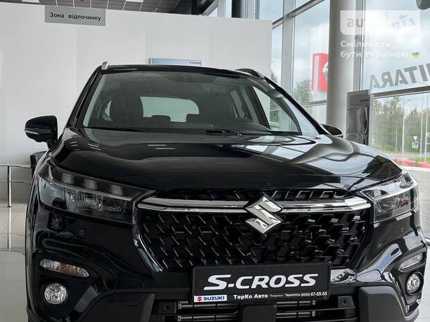 Suzuki S-Cross 2025