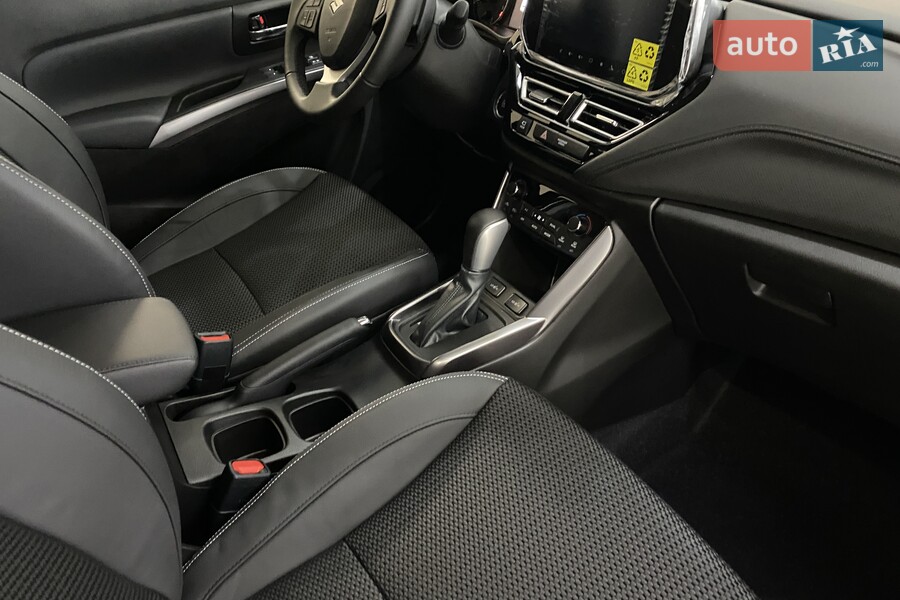 Suzuki S-Cross - фото 18